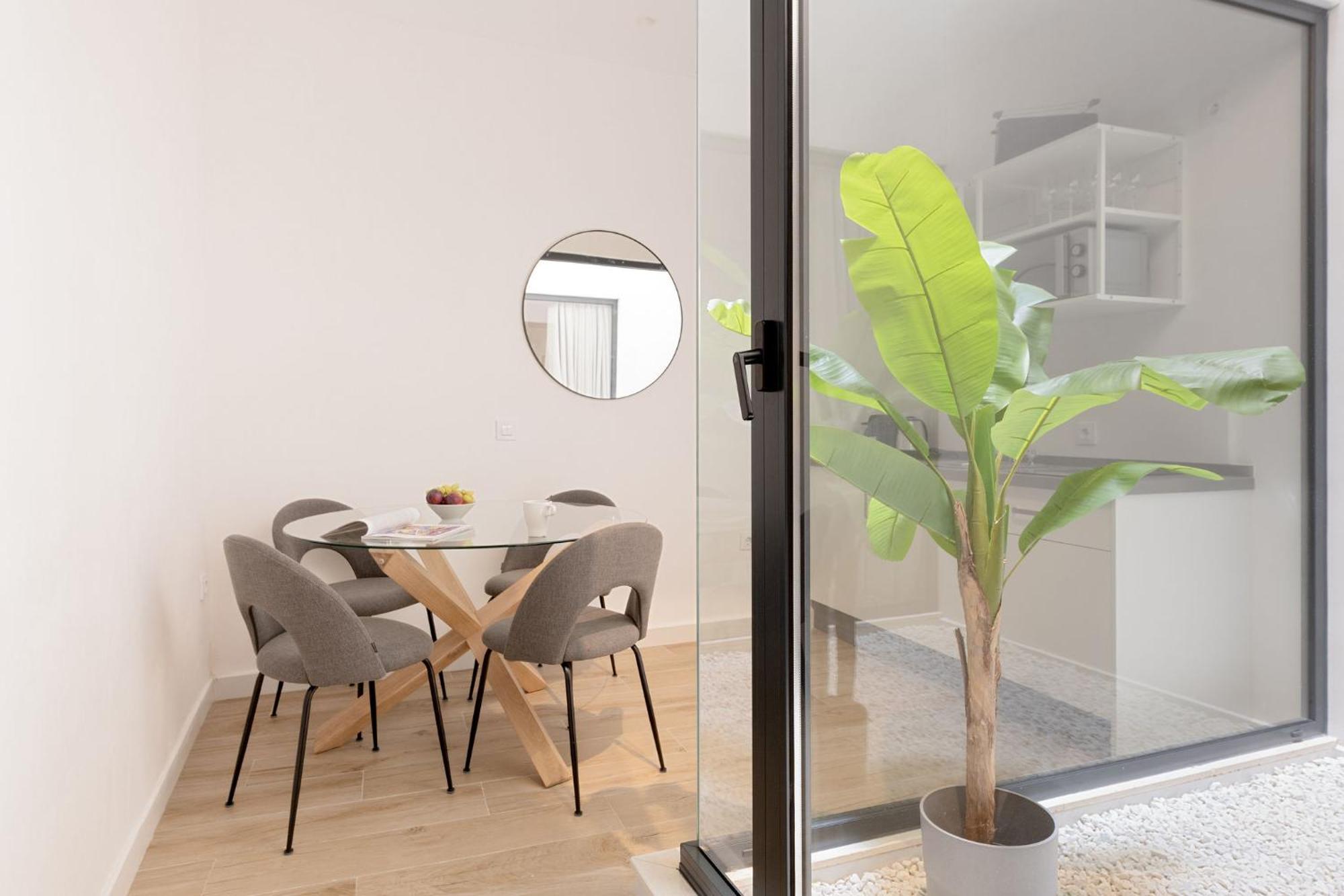 Santa Ana 18 Suite Apartments إشبيلية المظهر الخارجي الصورة